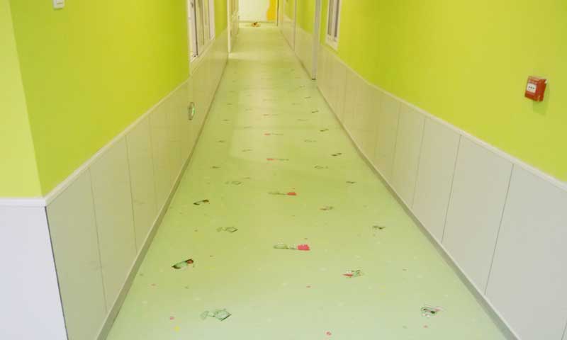 天津西青區萊茵陽光雙語幼兒園地板