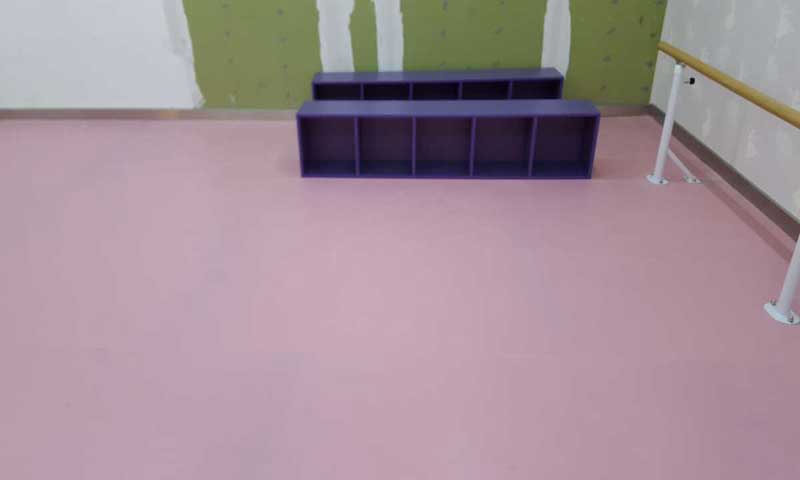 山東省青島嶗山區愛心灰姑娘舞蹈地板