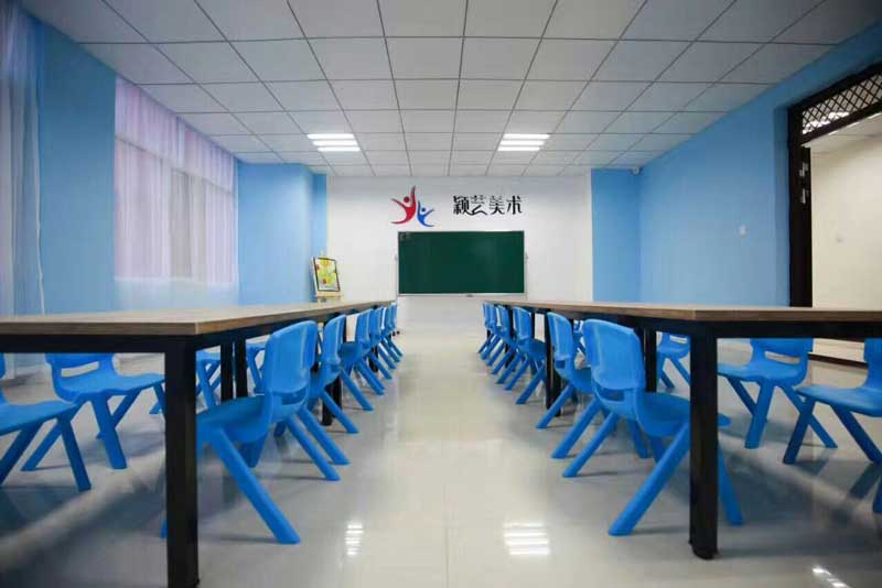 從五個方面對比分析地板膠與實木地板優(yōu)劣勢