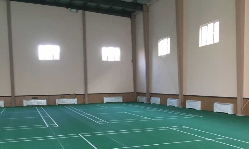 羽毛球場地塑膠價格“振幅”小于木地板
